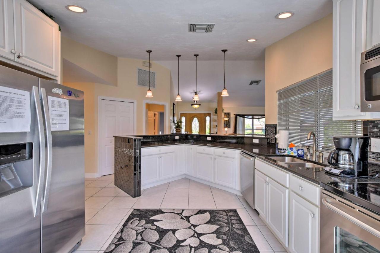 Canalfront Home With Private Saltwater Pool! Marco Island Exterior photo